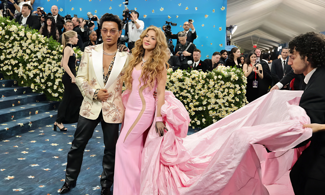 Zeelool Graces the Met Gala Red Carpet